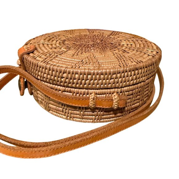 Crossbody Shoulder Rattan Bag Handmade in Bali Coastal Chic Boho - Picture 9 of 16